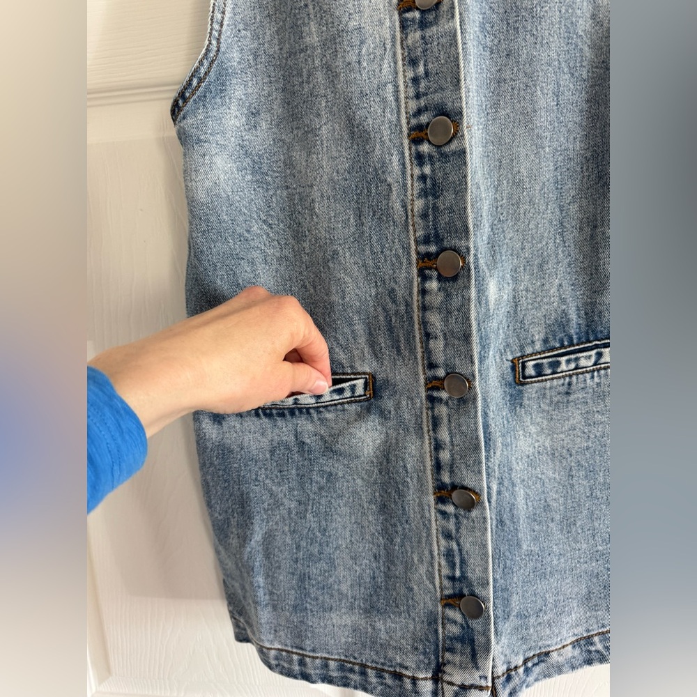 Forever 21 Light Wash Denim Overall Dress - Picture 4 of 11